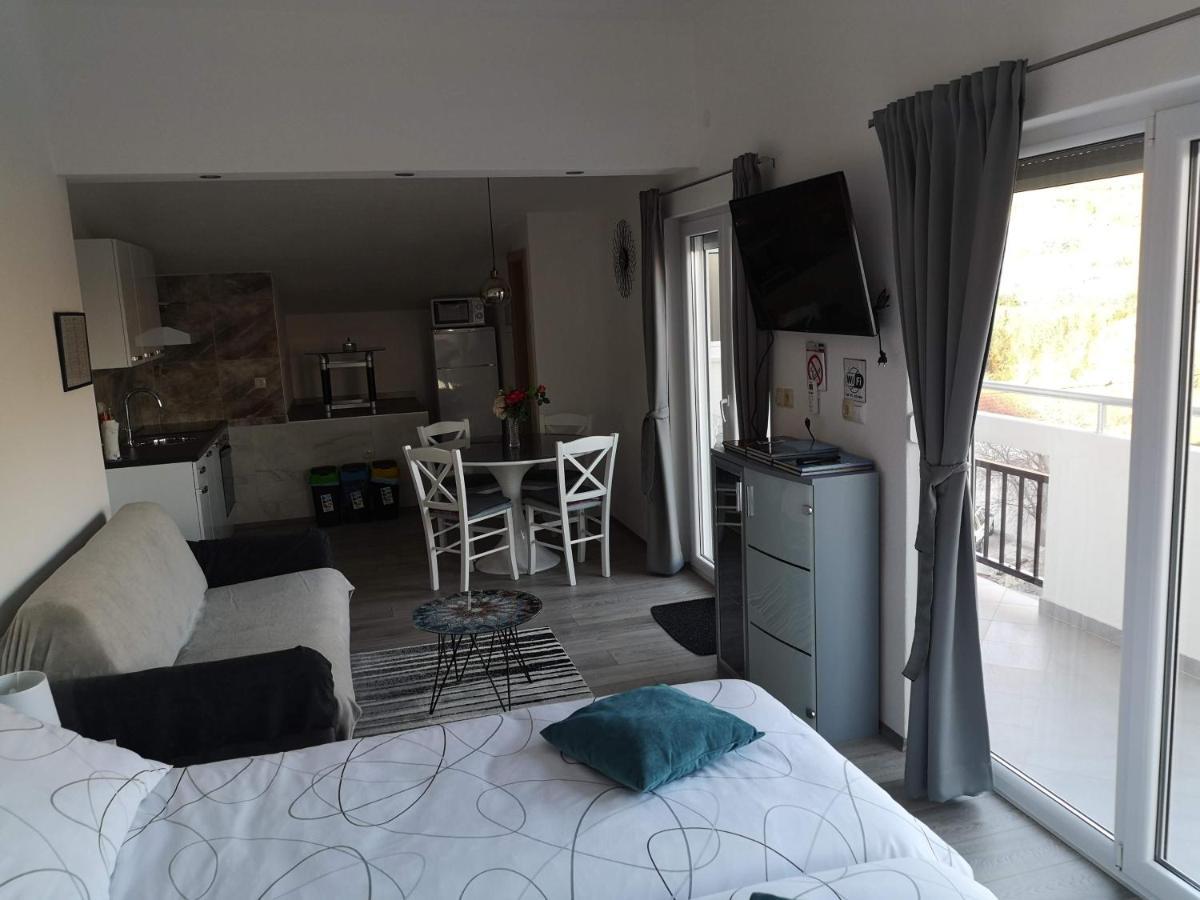 Ana Marija Apartment Solin Exterior photo